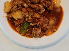 -红栌温泉山庄生态美食餐厅