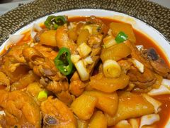 阿里疆大盘鸡-阿里疆Alijiang·丝路美食·异域风情·清真(长楹天街店)