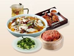 -荷花亭·湖北融合菜(中商广场店)