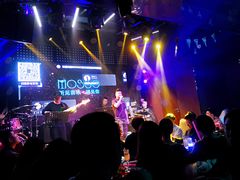 舞台-MOSSO音乐酒吧·Live House(南京西路店)