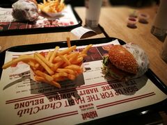 -The Habit Burger Grill 哈比特汉堡(复兴soho店)
