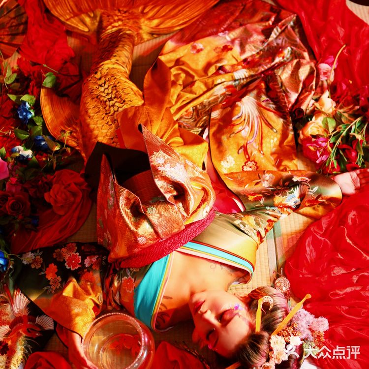 独家恶女花魁人鱼写真🌹|华丽到无法想象