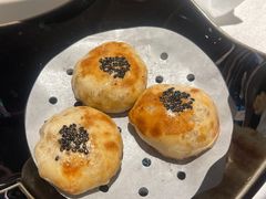 手作衢州鲜肉烤饼-桂满陇·海市蜃楼·黑金(国金店)