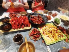 -肥肥虾庄·金牌油焖大虾(杨园滨江时代walk店)