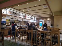 -大食代美食广场(上海中心店)