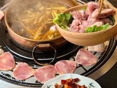 -阿山卓·野生菌火锅·纳西火塘烤肉