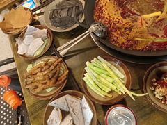 -黄潇洒老火锅(九眼桥宏济巷店)