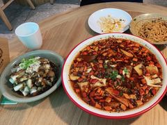-米一仙·成都小碗菜(东万达店)