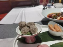 -红鼎豆捞·专注品质海鲜20年(宝丰路店)