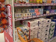 -赵一鸣零食(西南文锋东路店)