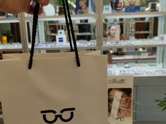 -无奔眼镜·蔡司·依视路授权店(马家堡店)