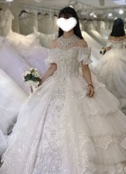 -LOVINA洛维娜婚纱礼服