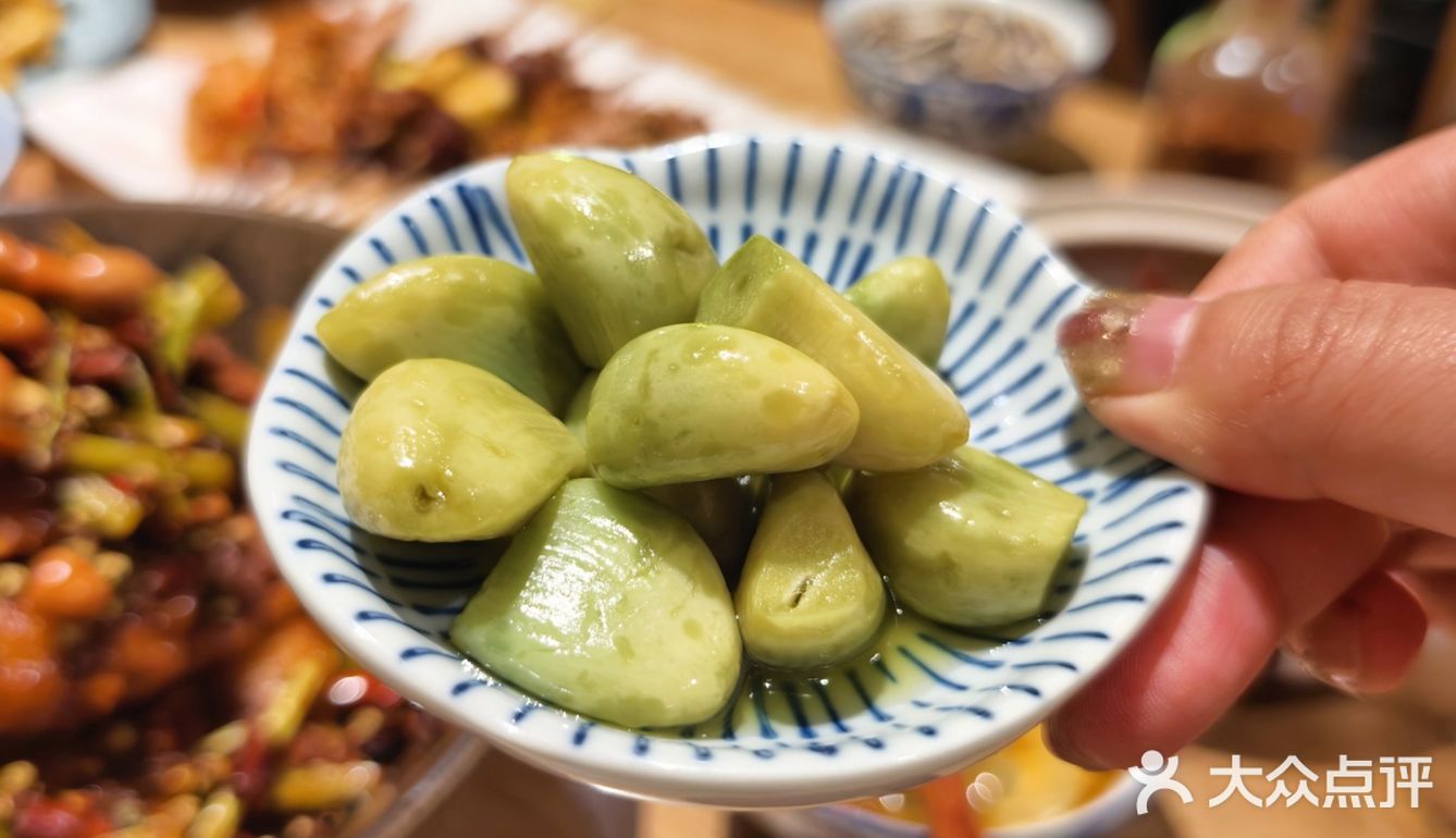 啊啊啊在沈阳吃到了正宗的海肠拌饭🍢🍚
