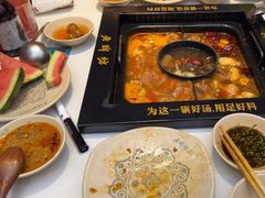 -老牌坊云南鱼豆花火锅(哈西万达店)