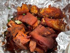 手抓猪手-野蔓果·山野菜(西湖景区·龙井茶田店)