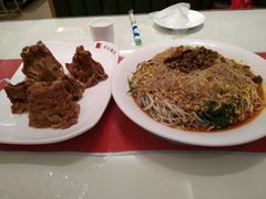 -吴记酱骨炖菜馆(西大直街店)