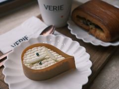 -VERIE BAKEHOUSE