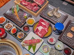 -铭牛烧肉·和牛海鲜自助(高新月牙湖店)