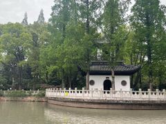 -汇龙潭