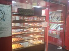 -香港元朗荣华月饼(十八甫路店)