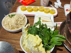 -阿润打边炉·鲜切鸡煲(华漕店)