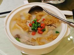 胡椒猪肚花胶煲-悦湖公馆