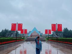 -上海市龙华烈士陵园