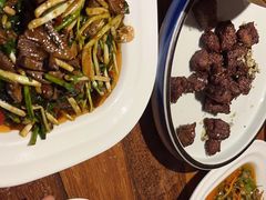 -外婆私房菜(新亚百货店)