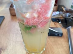 -雕刻时光咖啡馆(南院门店)