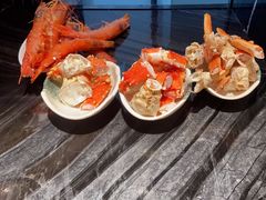 -雍容荟帝王蟹活龙虾展台自助(IFS黑金店)