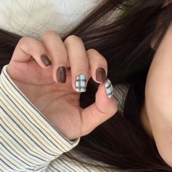 -桃色美甲沙龙