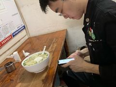 -胖子馄饨坊(天目大厦东南)