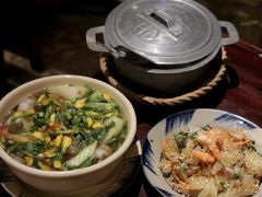 -Cuc Gach Quan Restaurant