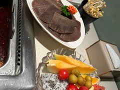 -海底捞火锅鲜切牛肉主题店(长寿路店)