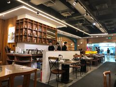 大堂-胡须佬鸡煲四季火锅店(石厦西村直营店)