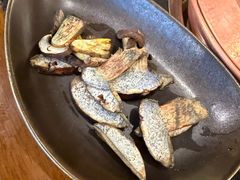 -菌自由丨野生菌火锅特色庭院餐厅(丽江古城店)