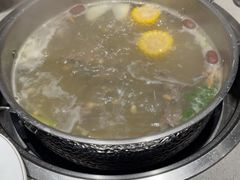 -四点金粥底火锅(沂州里店)