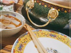 -毛辣果·贵州红酸汤牛肉火锅(西单店)