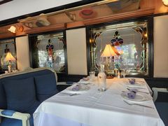 -火车头法国西餐厅