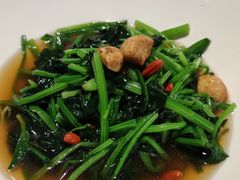 上汤浸本地野菜-海口万豪中餐厅·粤菜·海南菜· 平价海鲜·茶点· KTV包房