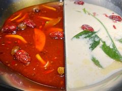 台式麻辣锅-湊湊火锅·茶憩(杭州湖滨银泰in77店)