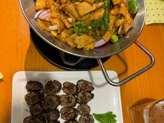 -莲餐厅·湖北菜·潜江小龙虾店(愚园路店)