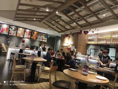 大堂-必胜客(大悦城店)