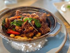 三杯牛蛙-穹六人间 people 6(岳阳路店)