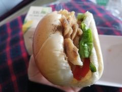 -万利隆·活力烘焙(人民路店)