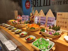 -山焱·炭火自助烤肉(周浦万达店)