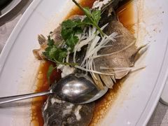 -品悦酒店(三林古镇店)