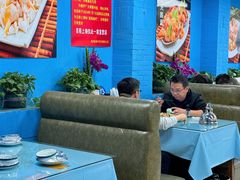 -崴海渔村(虹梅路店)