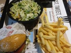 -The Habit Burger Grill 哈比特汉堡(复兴soho店)