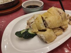 -侬佳蒸菜馆(听潮店)